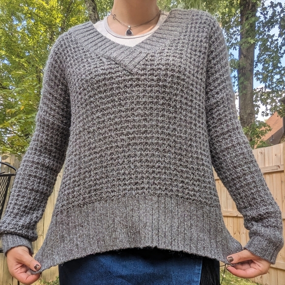 Hollister Waffle Knit Long Sleeve Sweater - Picture 3 of 6